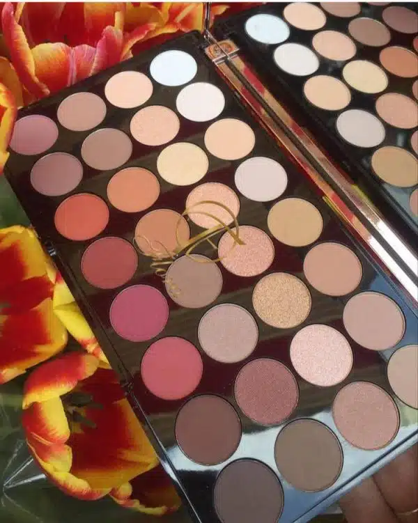 پالت سایه ۳۲رنگ رولوشن Flawless 3 - تصویر 1