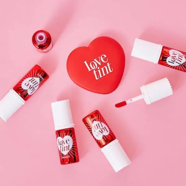 رژگونه و رژلب مایع بنفیت benefit love tint