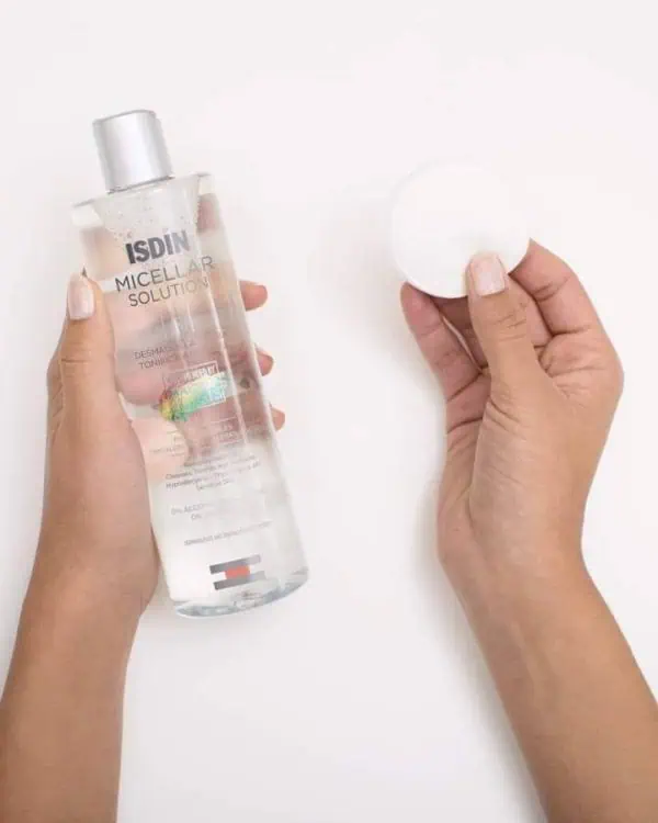میسلار واتر 4 در 1 ایزدین Isdin Micellar Solution 4-in 1 - تصویر 2